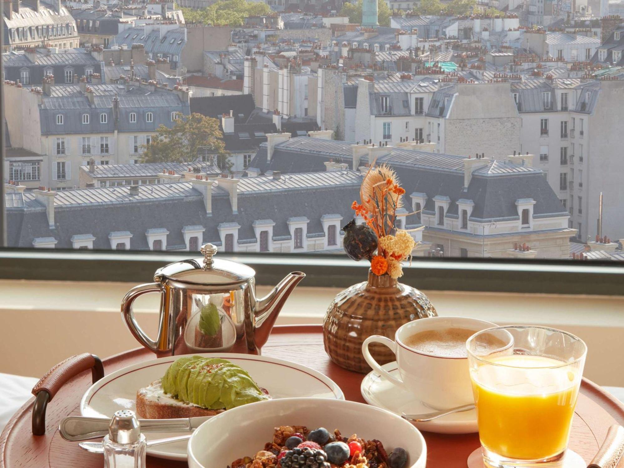 So/ Paris Hotel Exterior foto Breakfast at the Hotel