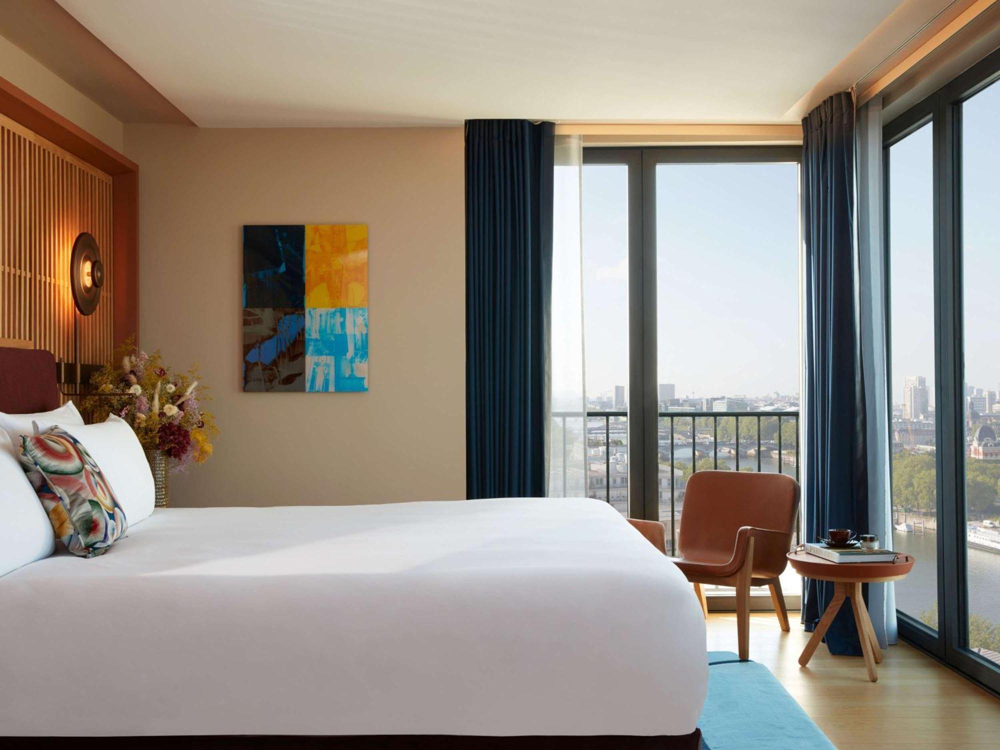 So/ Paris Hotel Exterior foto A bedroom at the hotel
