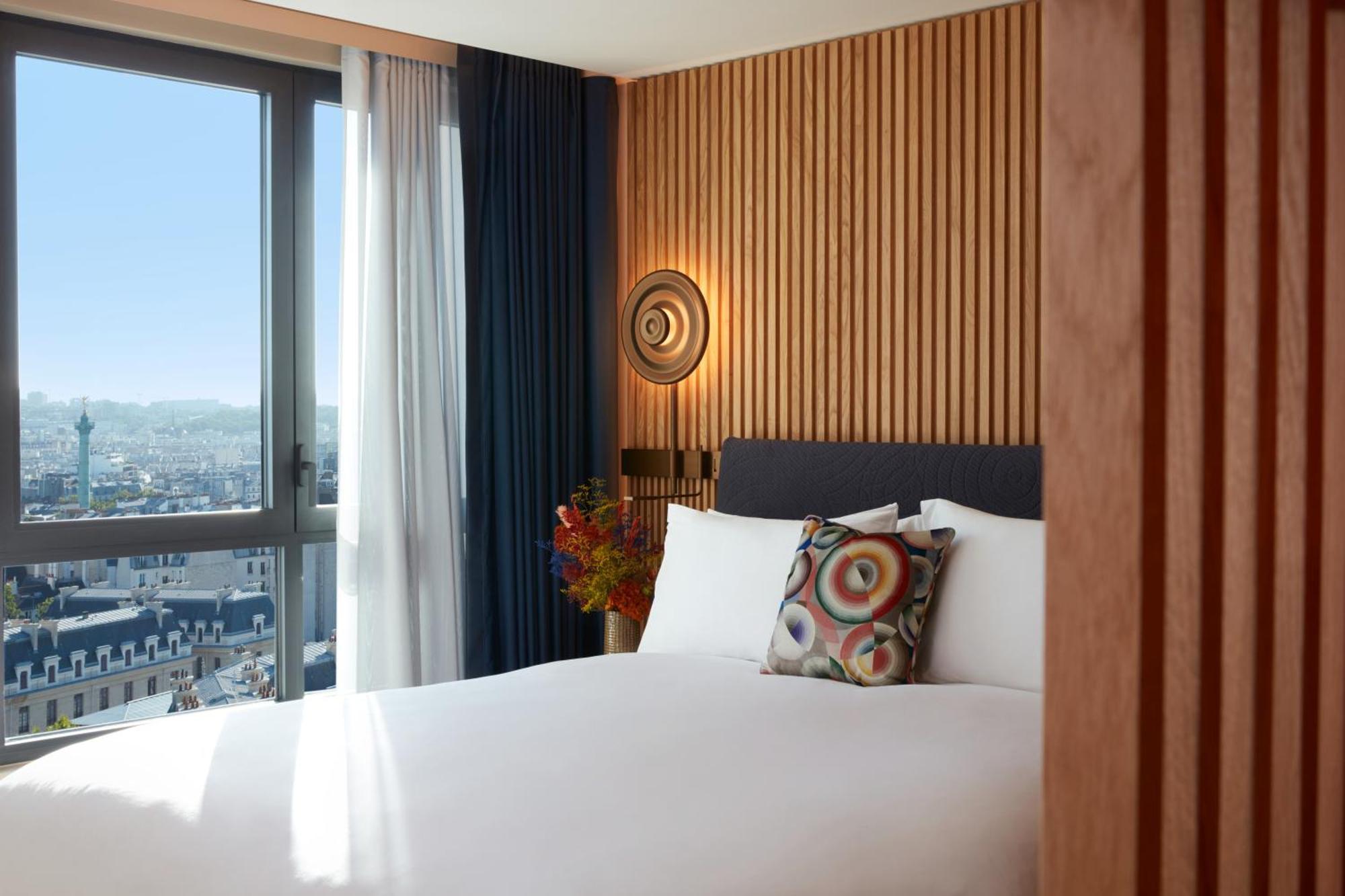 So/ Paris Hotel Exterior foto A bedroom at the hotel